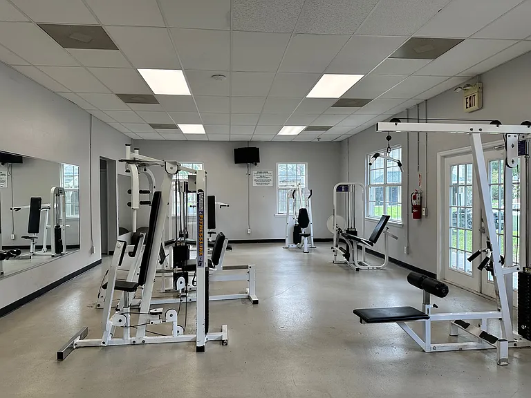 6052 Westgate Dr #203 — Photo 20