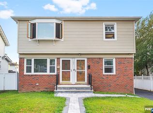 195 Park St, Ridgefield Park, NJ 07660