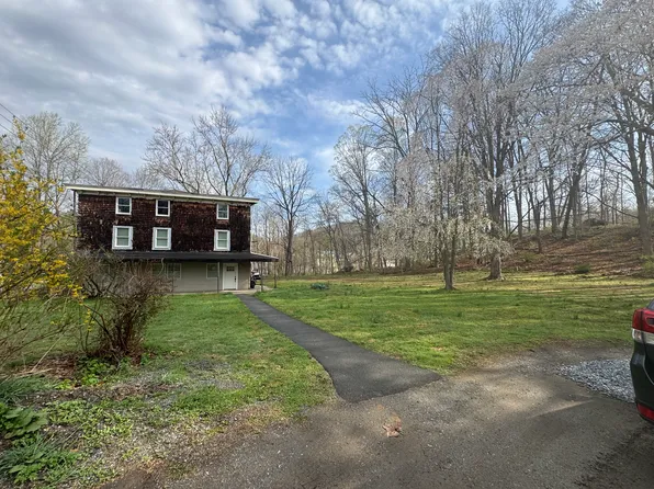 1209 Oregon Rd #1, Cortlandt Manor, NY 10567