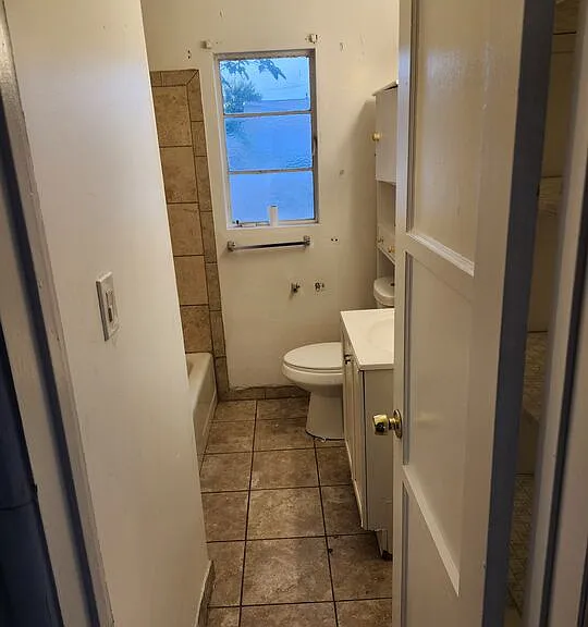 25795 Walker St — Photo 12