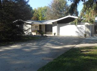 13600 W Mound Rd, Daleville, IN 47334