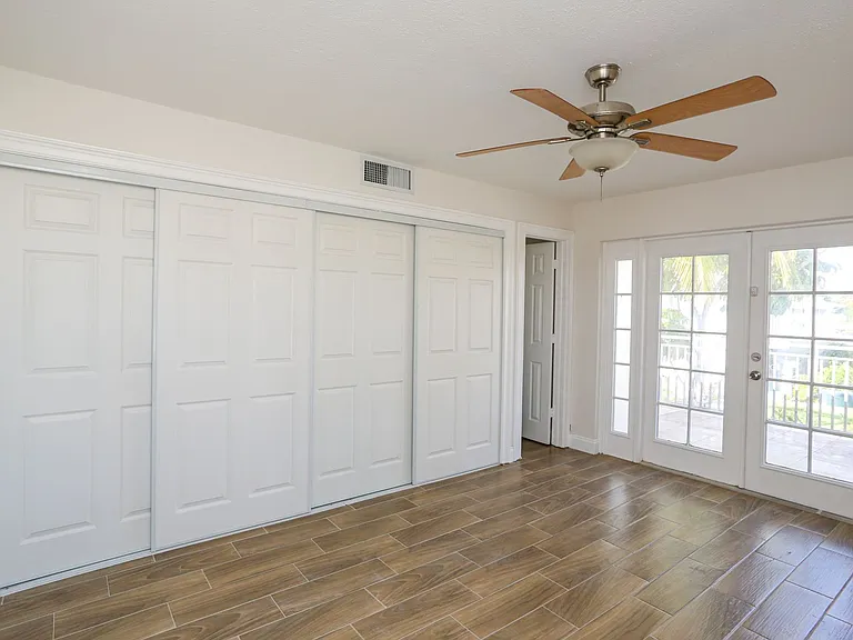 2102 Alamanda Dr #Penthouse B — Photo 10