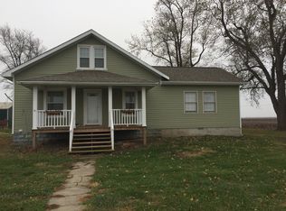 10001 Curran Rd, Chatham, IL 62629