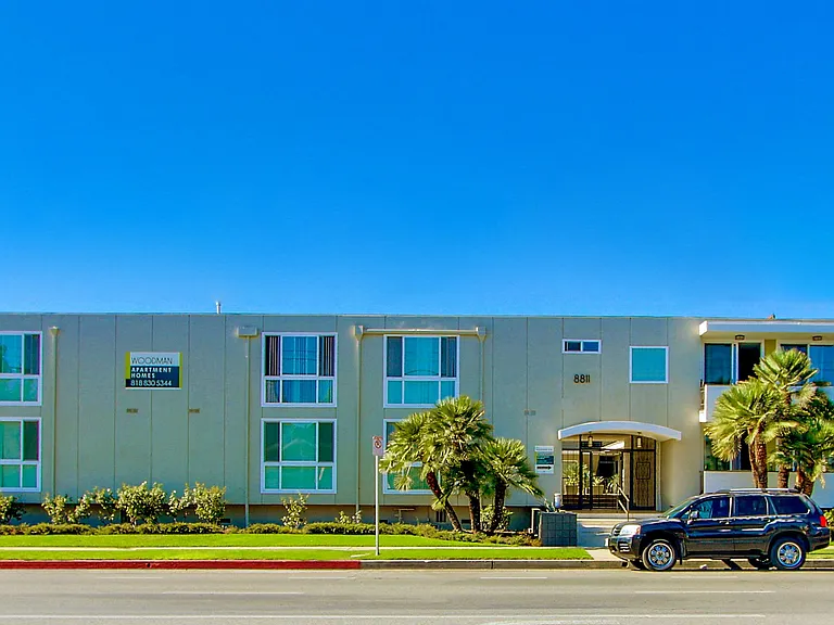 Woodman Apartments — Photo 35