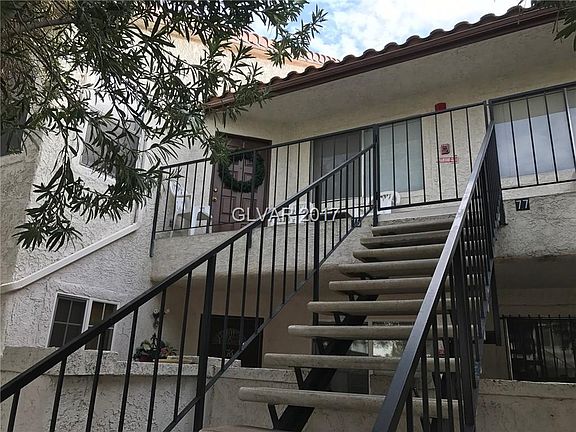 3rd image of 3925 Aquamarine Way Unit 75