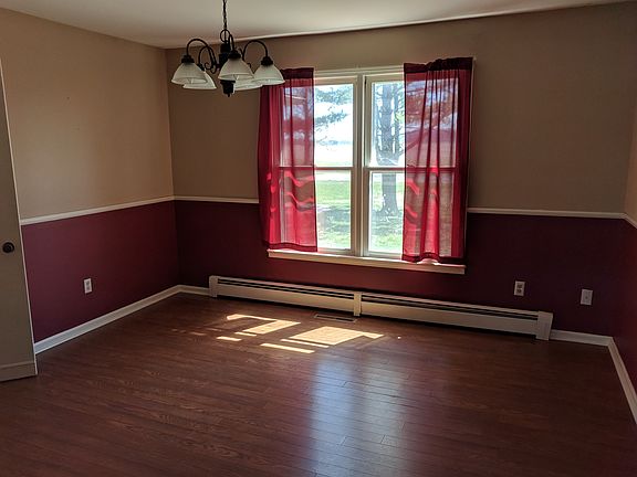 2nd image of 492 E Edgewood Dr