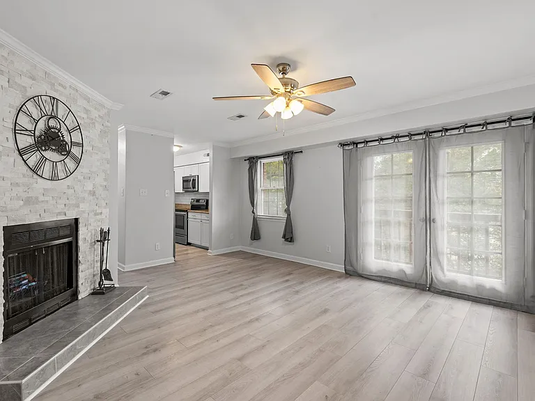 849 Baldwin Ave #2H — Photo 10
