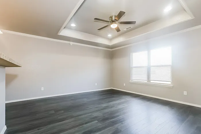 1320 Canna Ct — Photo 3