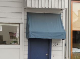 207-209 1/2 Grand Ave #209, Pacific Grove, CA 93950