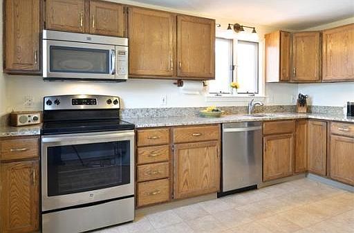 2nd image of 21 Hale Park Ave