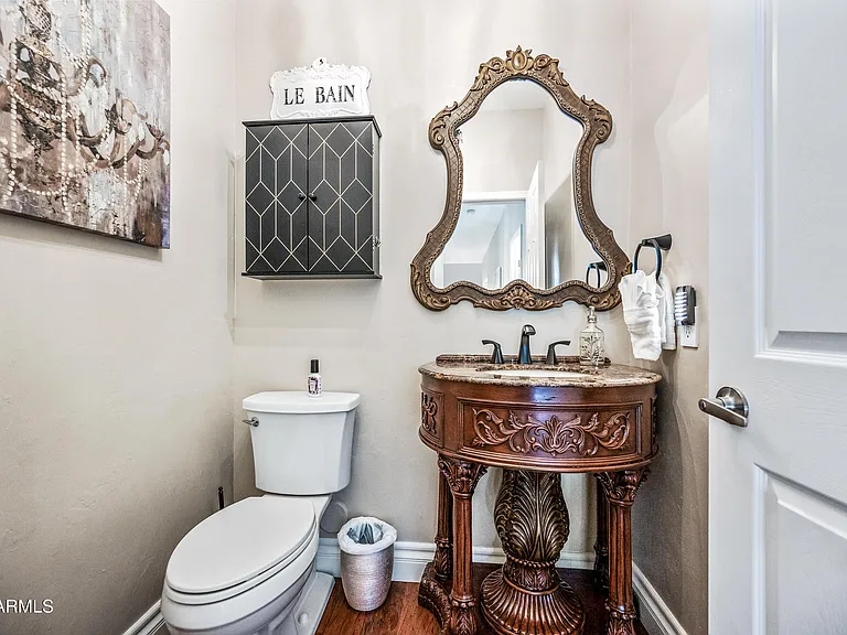 1817 E Willow Tree Ct — Photo 94