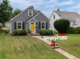 2421 33rd St, Moline, IL 61265