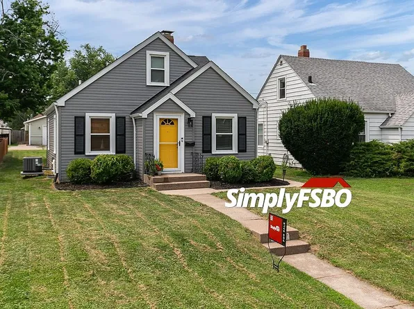 2421 33rd St, Moline, IL 61265