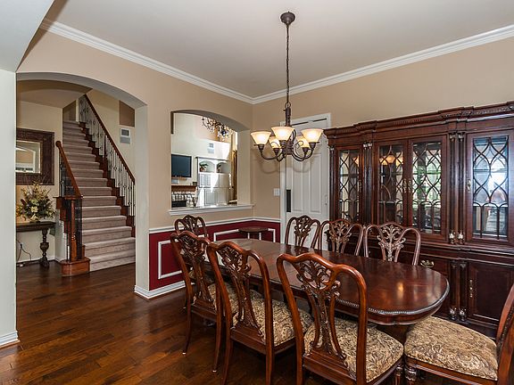 3rd image of 3098 Barkwood Ln