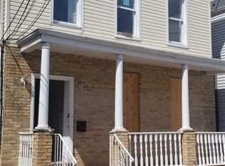 132 Marshall St, Elizabeth, NJ 07206