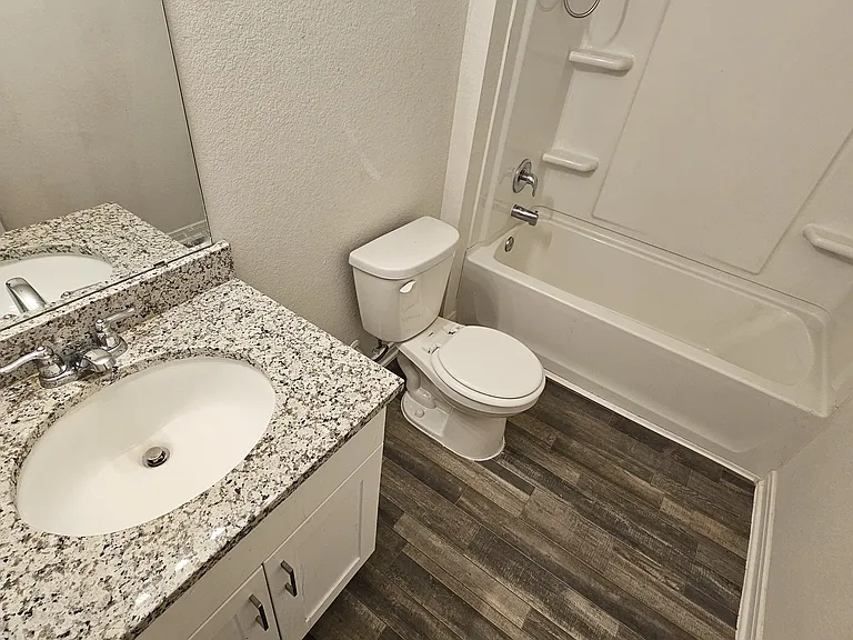 14210 Green Wing Cir — Photo 15