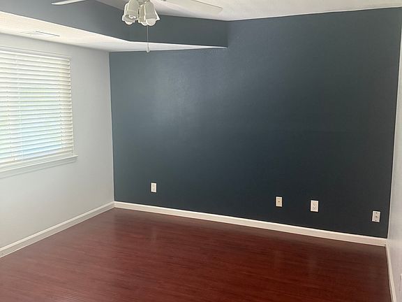 5th image of 9103 Winding Oak Dr #B