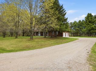 1903 Christie Lake Rd, Tay Valley, ON K7H3C6