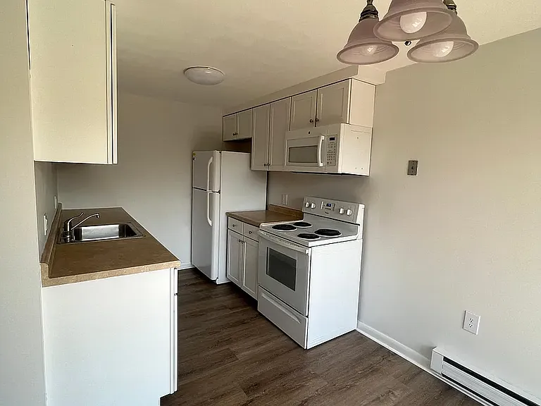 208 Watertree Dr #208 — Photo 9