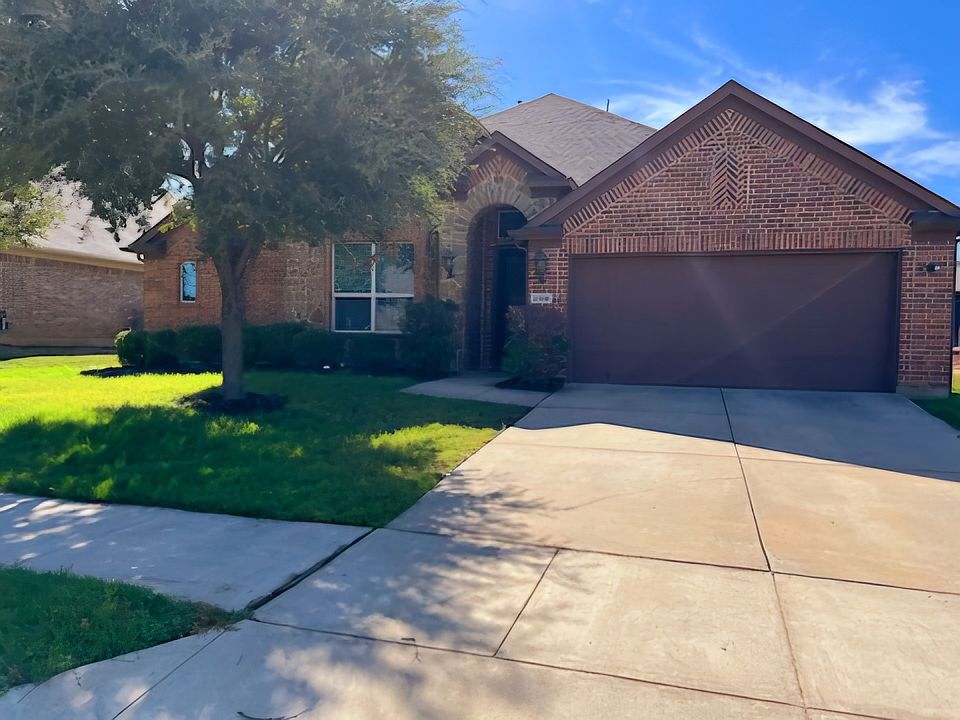 1st image of 2308 Peaceful Pointe Dr