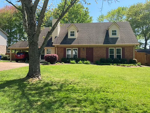 217 Pebble Glen Dr Photo 1