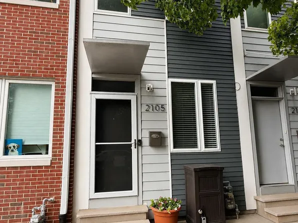 2105 E Hagert St, Philadelphia, PA 19125