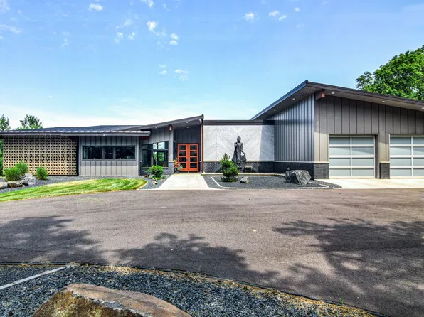 1250 Priory Road, Eau Claire, WI 54701