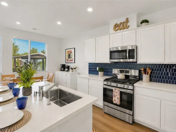 129 Laguna Commons Ln, Henderson, NV 89015