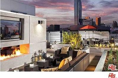 3rd image of 1420 S Figueroa St APT 510