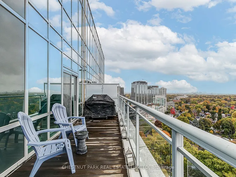 2 Fieldway Rd #Penthouse 05 — Photo 18