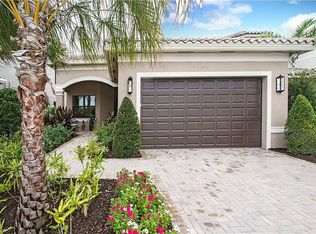 11800 Meadowrun Cir, Fort Myers, FL 33913