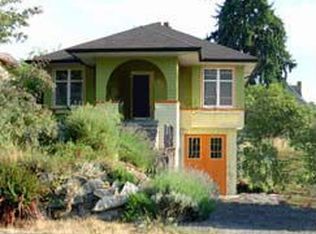 1033 NE 102nd St, Seattle, WA 98125