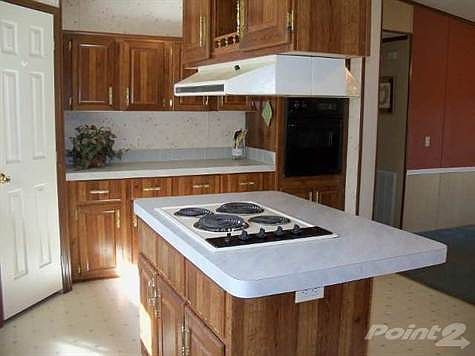 4th image of 306 NE Meadow Run Dr