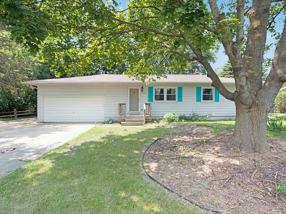 1st image of 3132 Stoneleigh Dr
