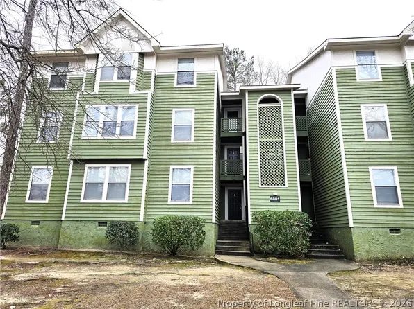 6801 Willowbrook Dr APT 2, Fayetteville, NC 28314