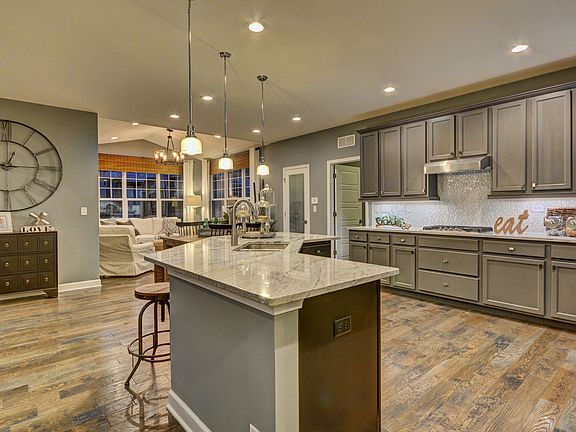 Open floorplan for entertaining