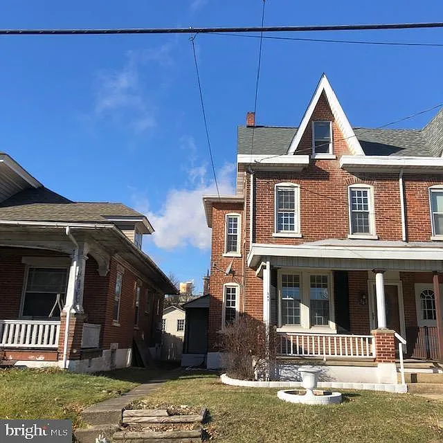 343 N Reading Ave photo 1