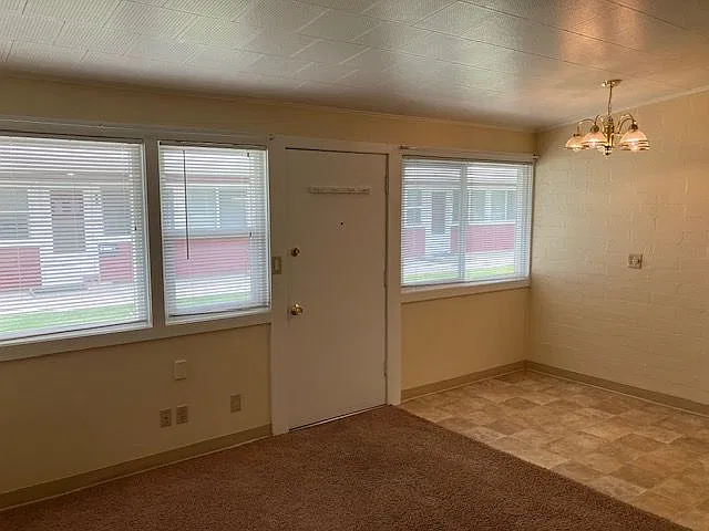 1 bed, 1.0 bath, 425 sqft, $775 — Photo 3