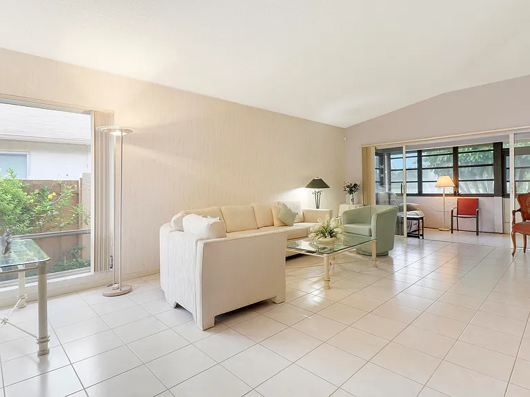 13759 Date Palm Ct #A — Photo 4