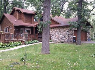 W5046 Schmidt Rd, Elkhorn, WI 53121
