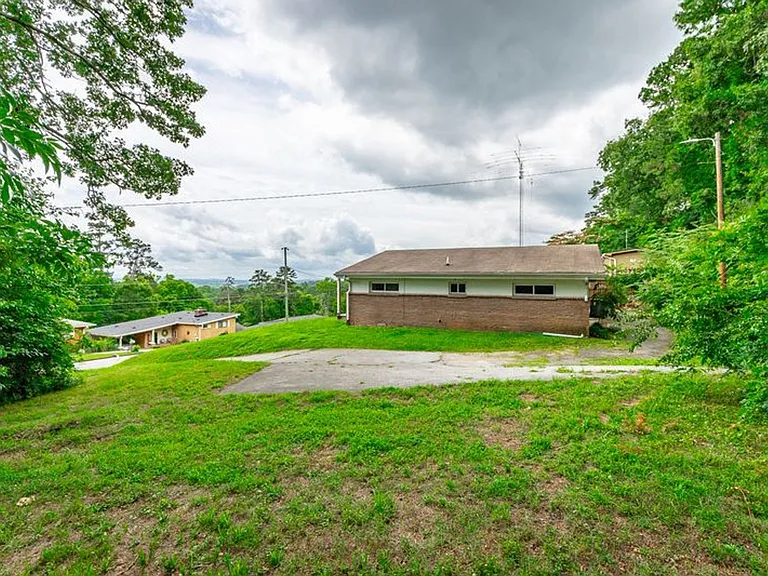 719 McGowan Ave — Photo 16