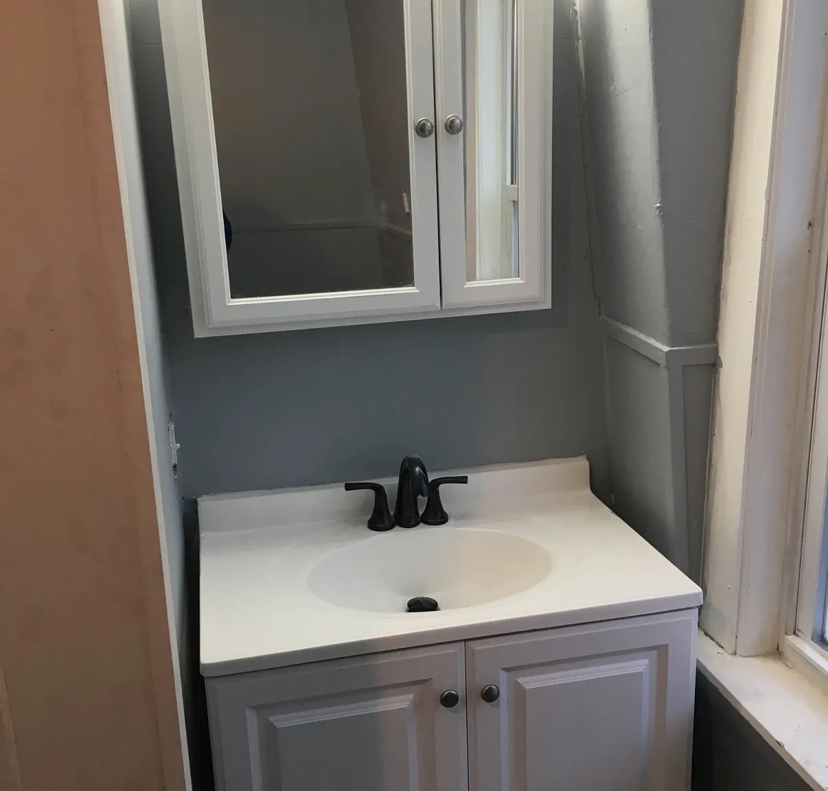 3 bed, 1200 sqft, $2,600 — Photo 3