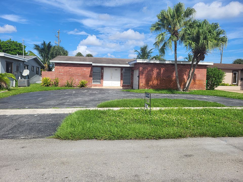 1st image of 2000 NW 91st Way