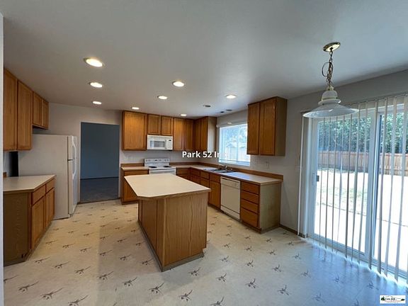 5th image of 21807 40th Ave E