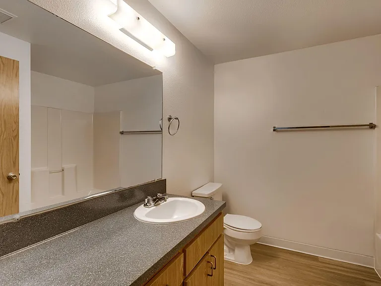 108 Village East Way SE — Photo 29