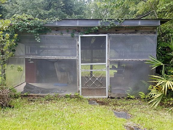 5th image of 5210 SE 125th St