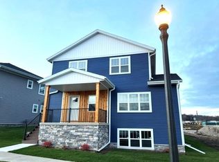 4868 Romaine Rd, Fitchburg, WI 53711