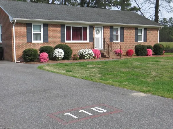 110 Rosewood Dr, Suffolk, VA 23434