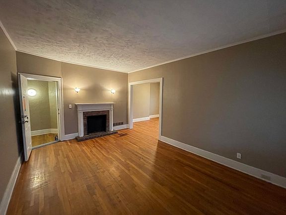 4th image of 840 Kalamazoo Ave SE APT 3