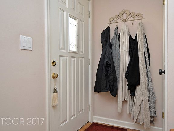 2nd image of 219 Fondiller St